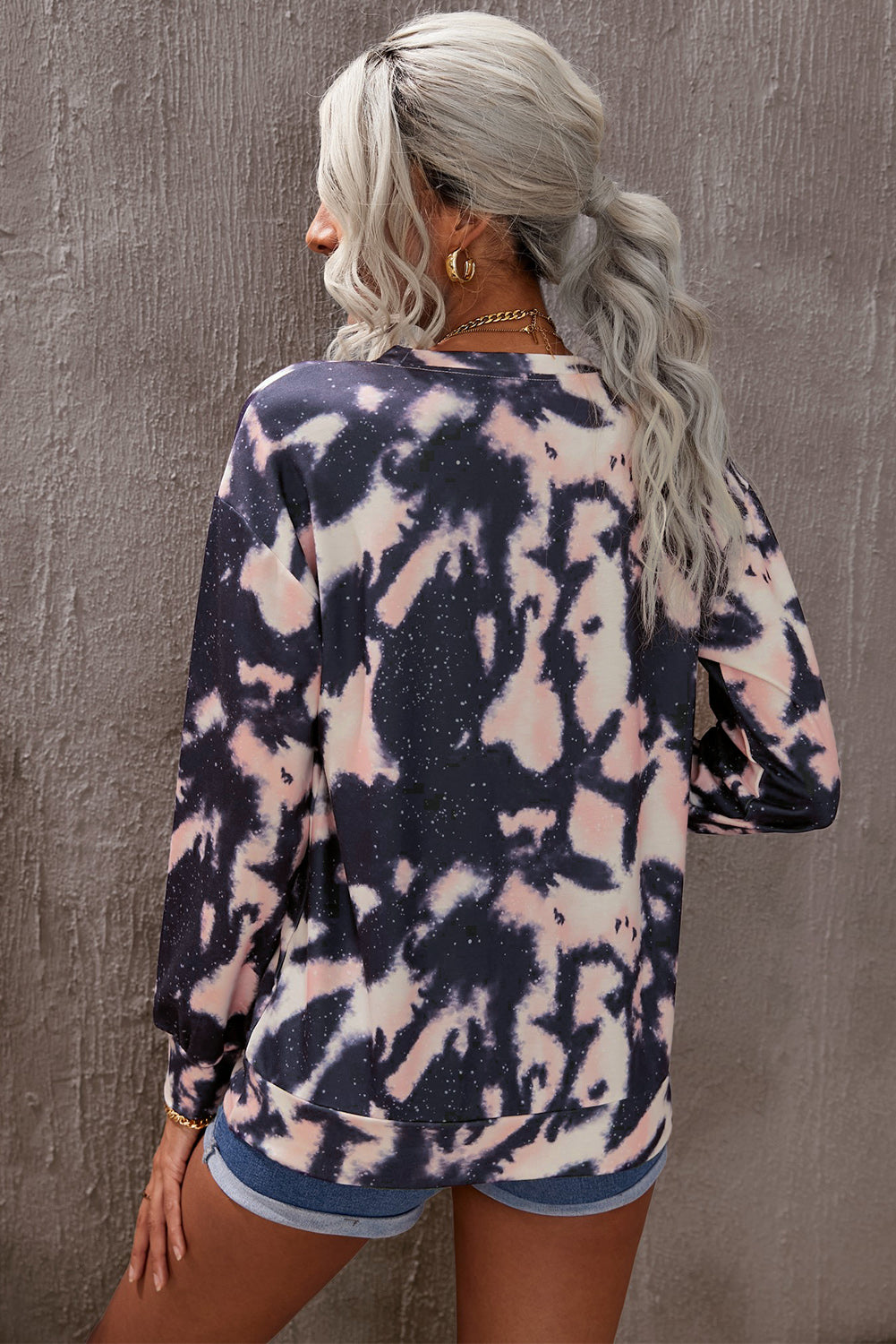 Tie-Dye Sweatshirt: Round Neck, Dropped Shoulder